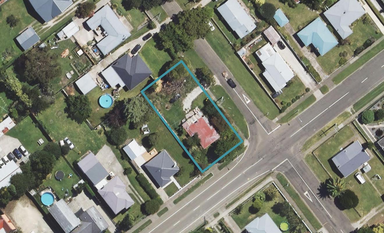 102 De Lautour Road, Inner Kaiti, Gisborne - Carousel 1