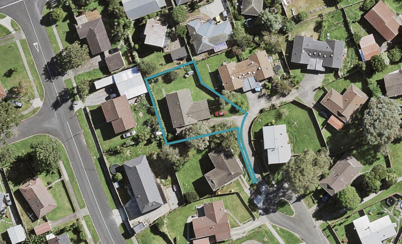 12 Sheralee Place, Red Hill, Papakura - Carousel 1