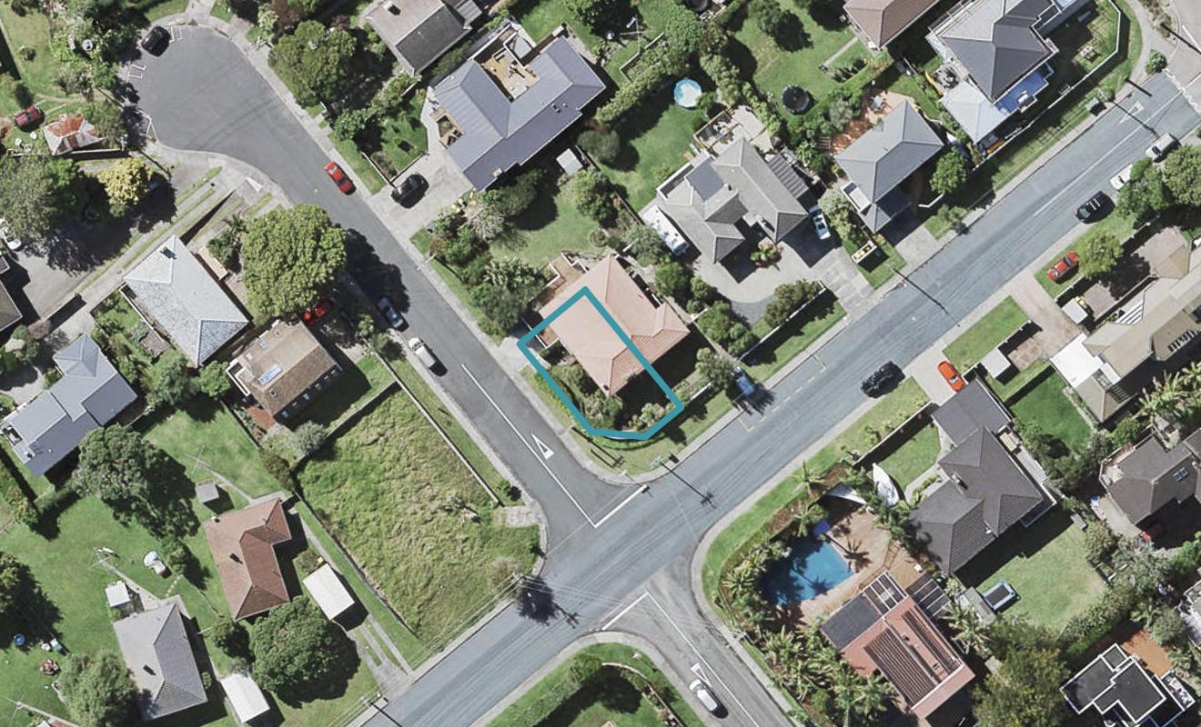 44A Merani Street, Belmont, Auckland - Carousel 1