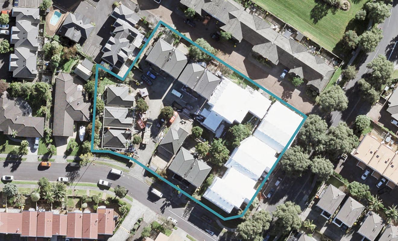 1/36 John Jennings Drive, Oteha, Auckland - Carousel 1