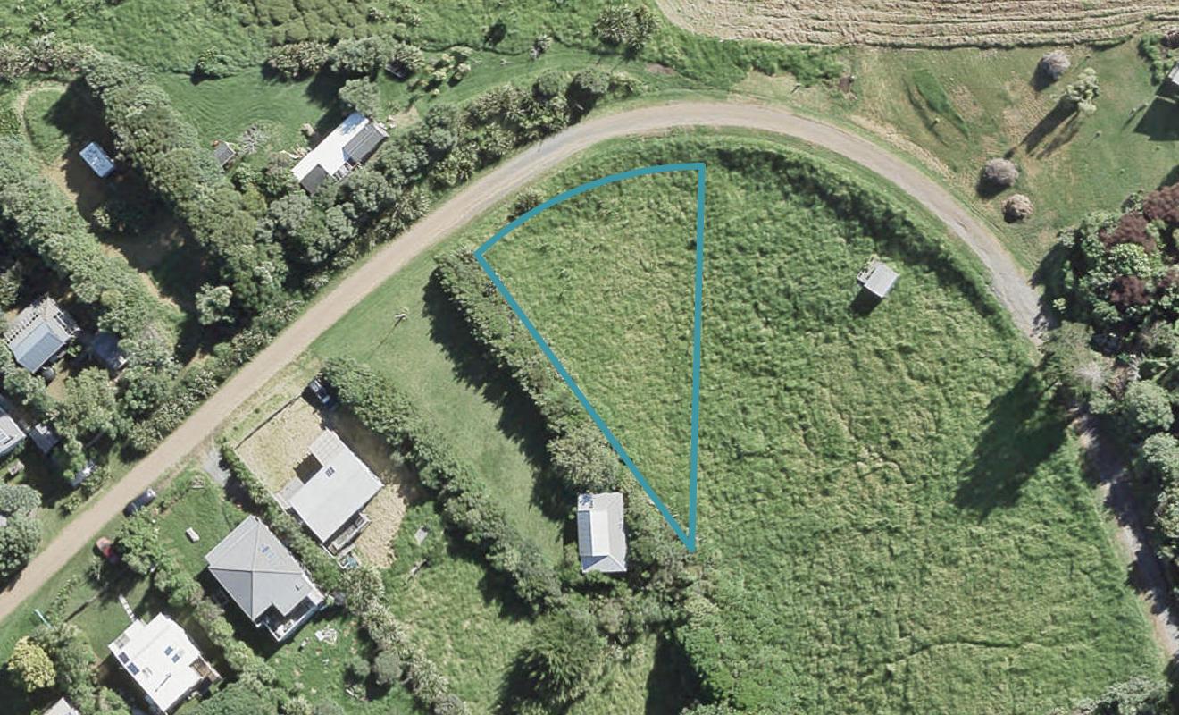 11 Woody Bay Road, Rakino Island, Auckland - Carousel 1