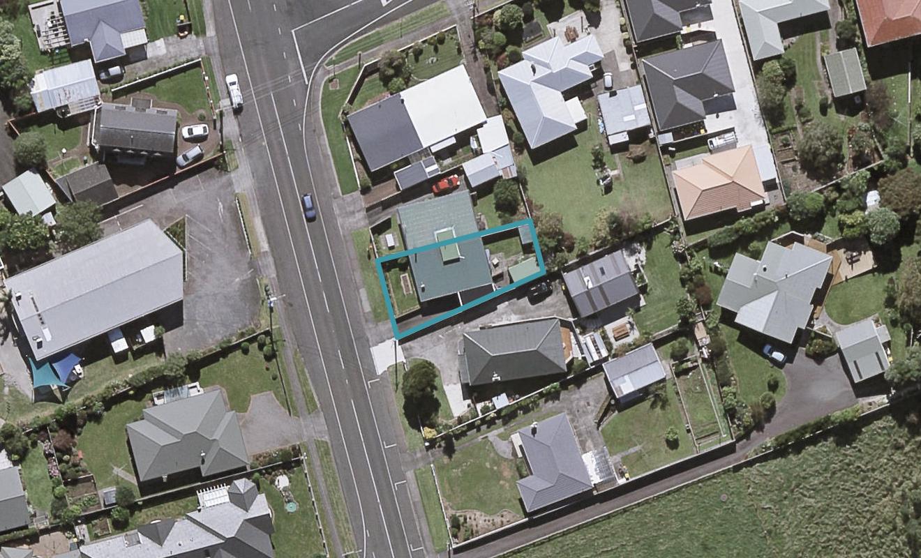 13 Barrett Road, Whalers Gate, New Plymouth - Carousel 1