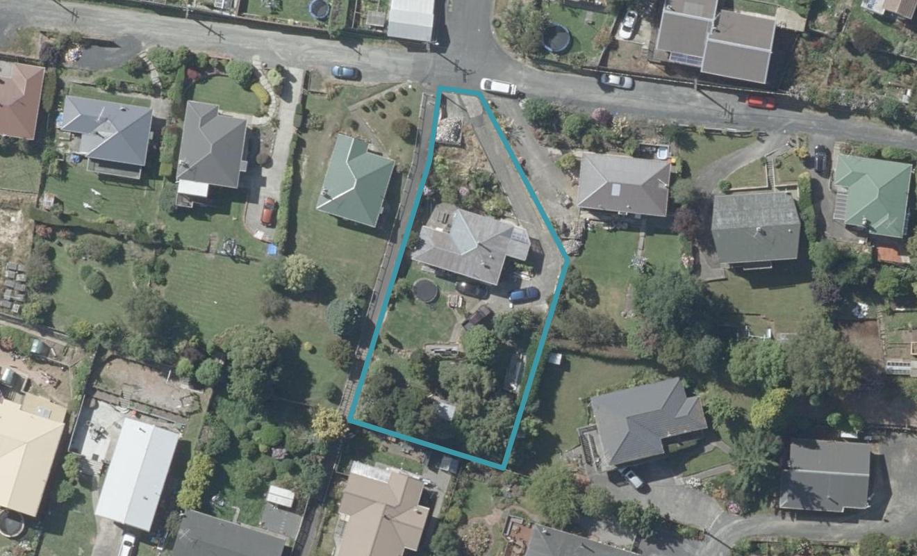 5 Shirley Place, Kenmure, Dunedin - Carousel 1