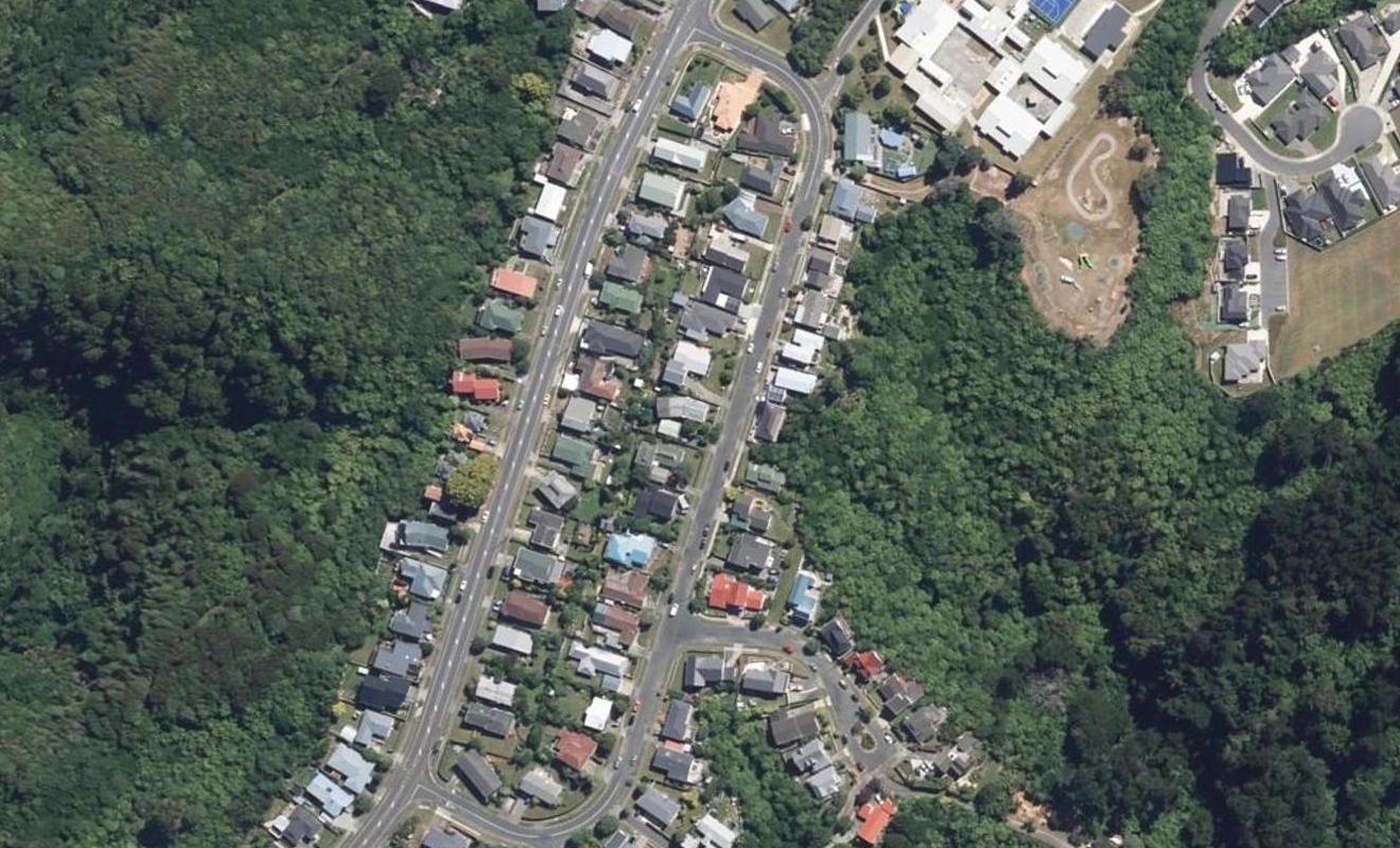 21 Taieri Crescent, Kelson, Lower Hutt - Carousel 1