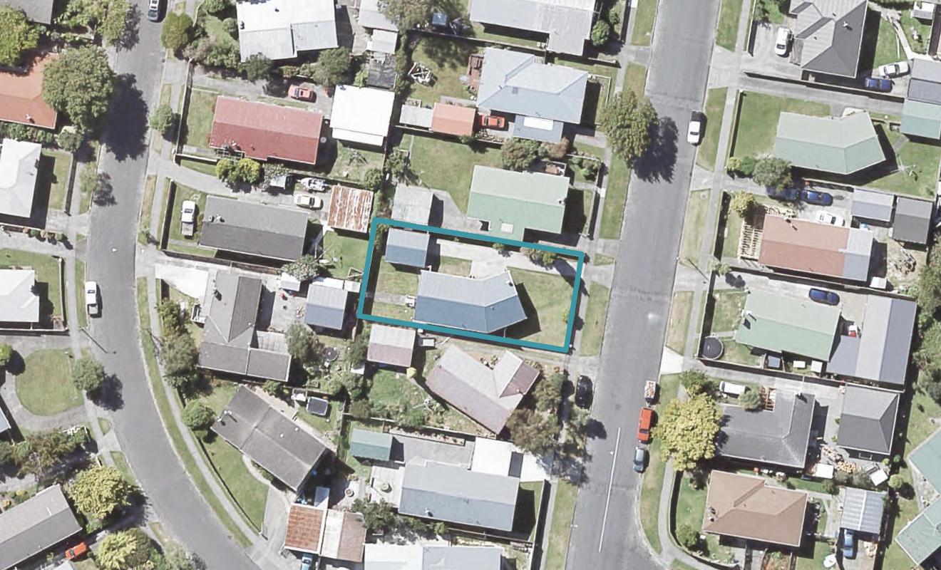 11 Meremere Street, Wainuiomata, Lower Hutt - Carousel 1