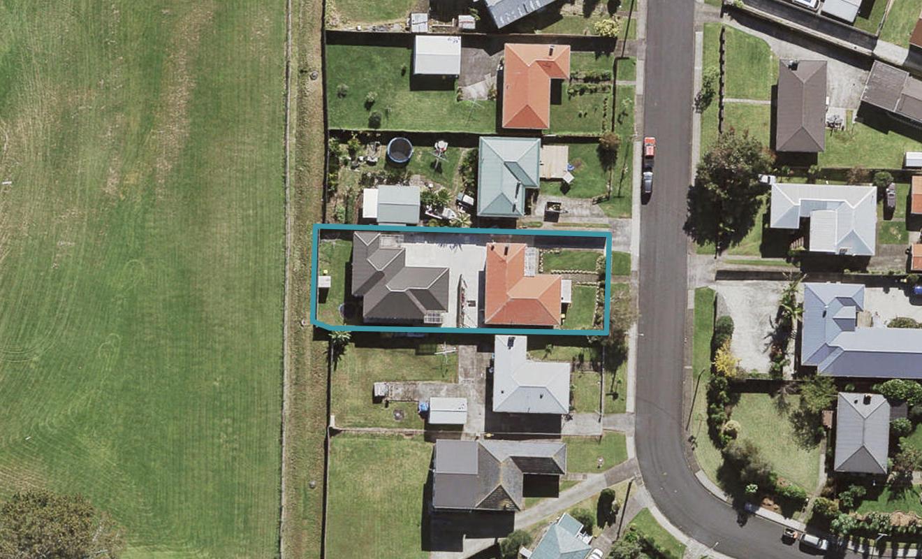 26 Tarata Crescent, Mangere Bridge, Auckland - Carousel 1
