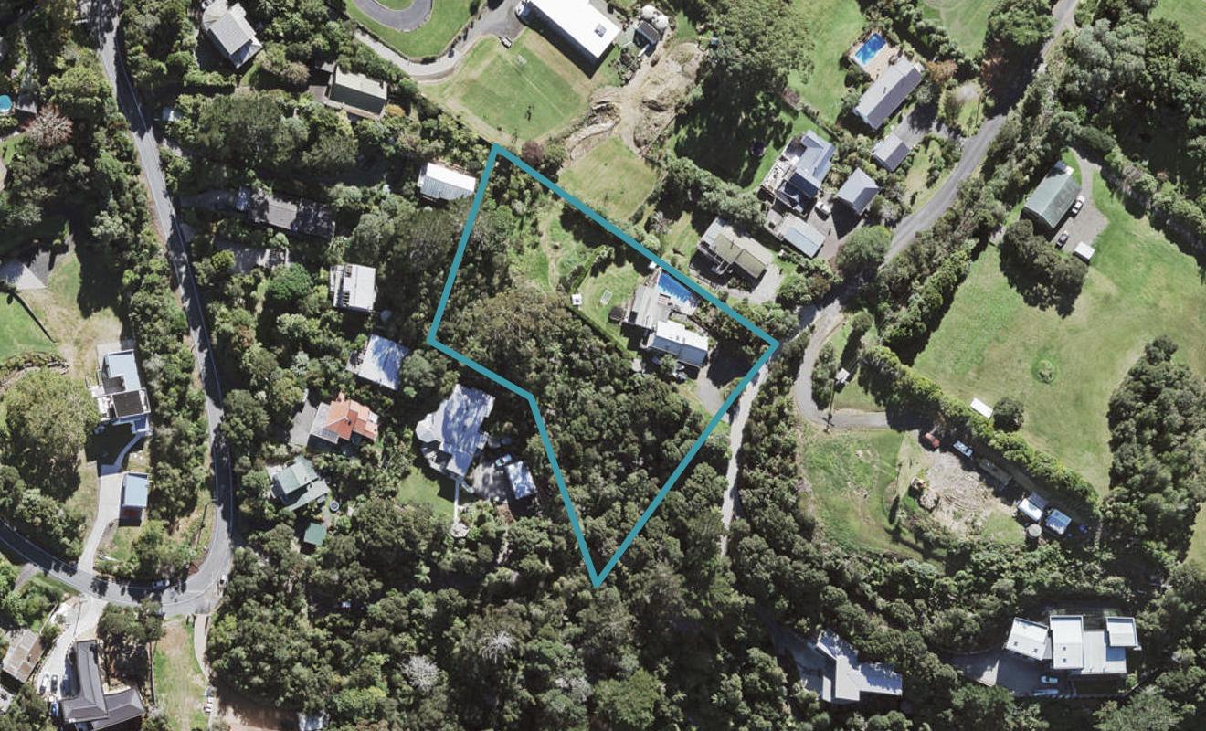14 Buckleys Track, Paremoremo, Auckland - Carousel 1