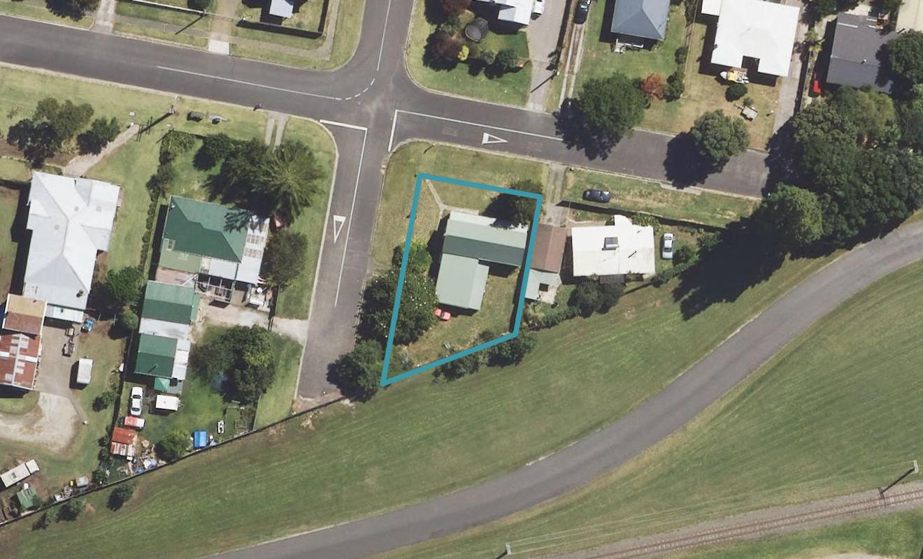 10 Scott Street, Elgin, Gisborne - Carousel 1