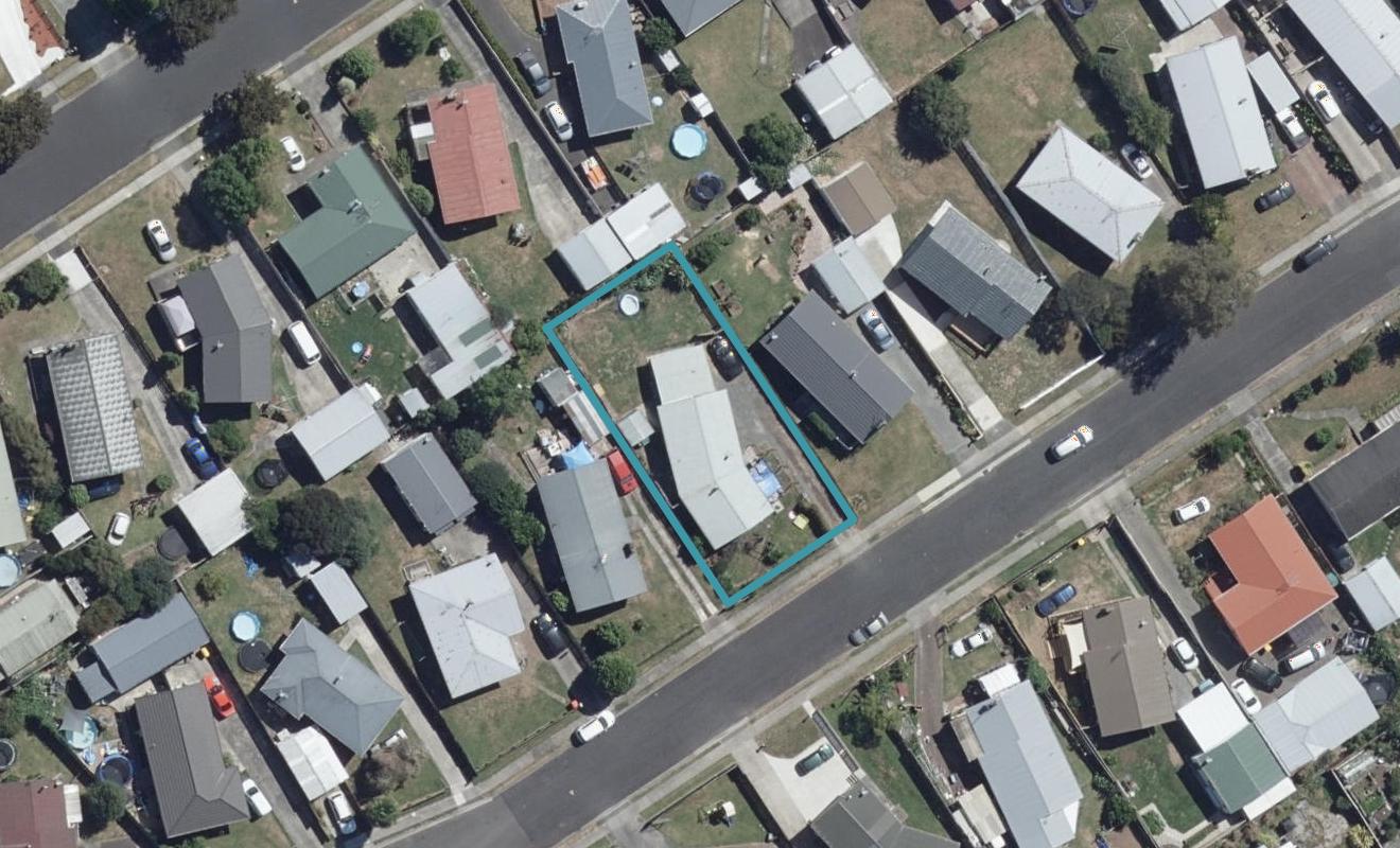 14 Susan Place, Deanwell, Hamilton - Carousel 1