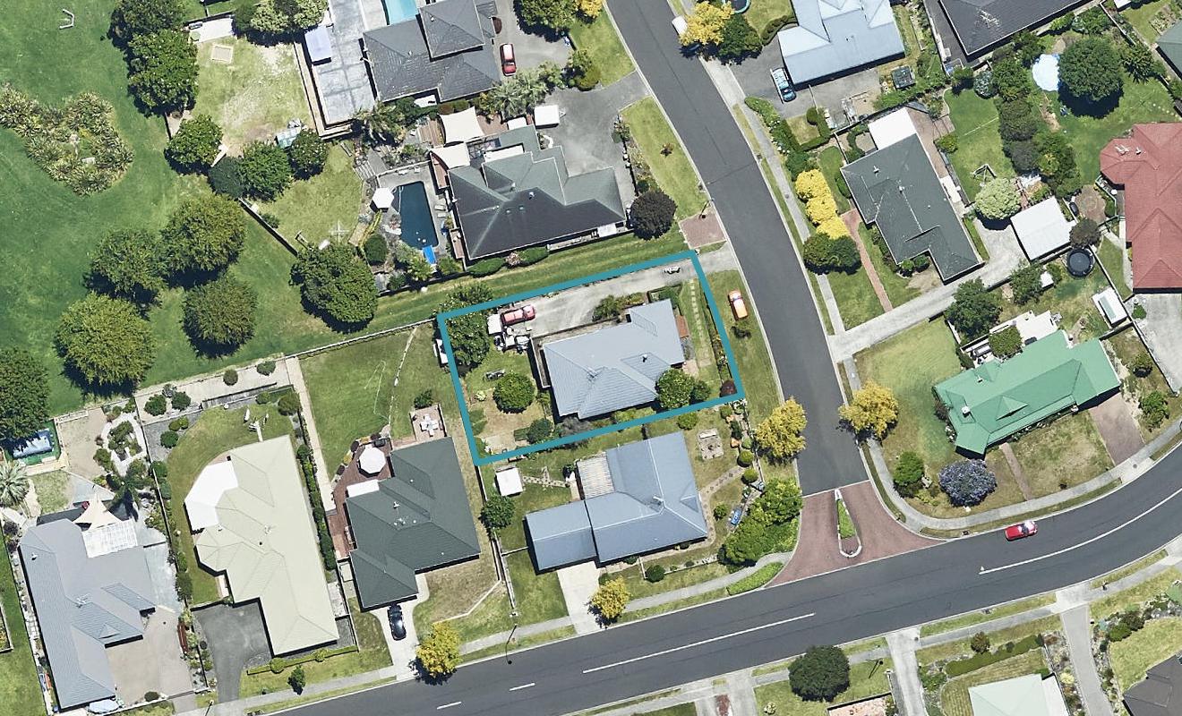 5 Revell Drive, Ohauiti, Tauranga - Carousel 1