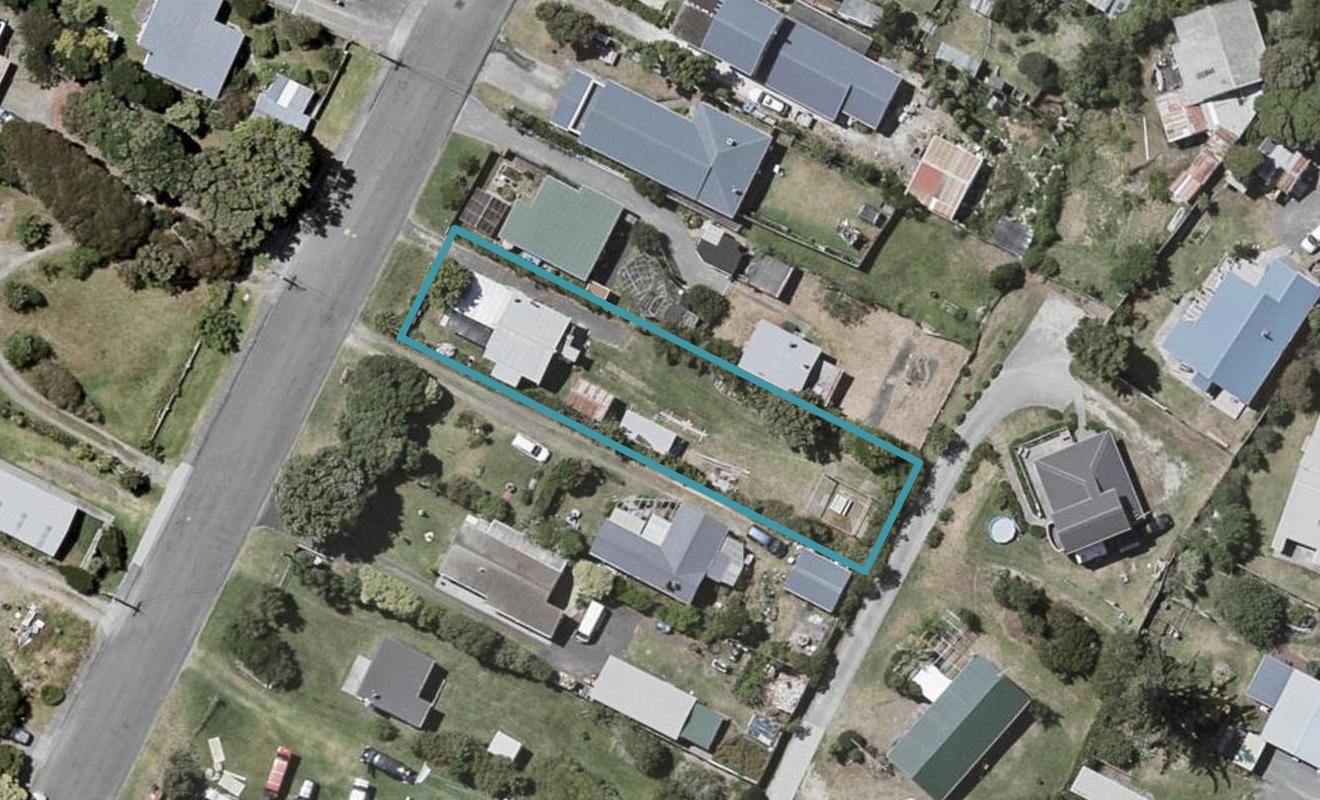 14 Babbacombe Avenue, Otaki Beach, Otaki - Carousel 1
