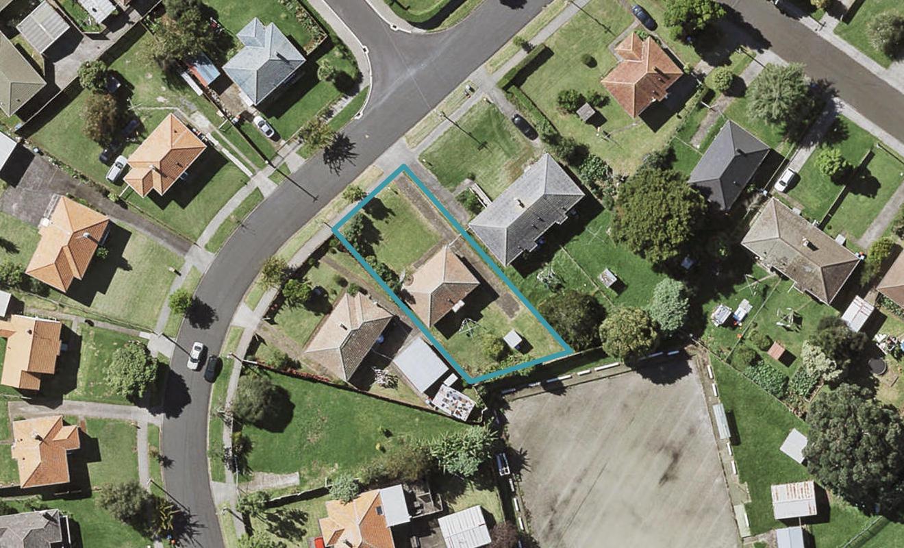 15 Te Koa Road, Panmure, Auckland - Carousel 1
