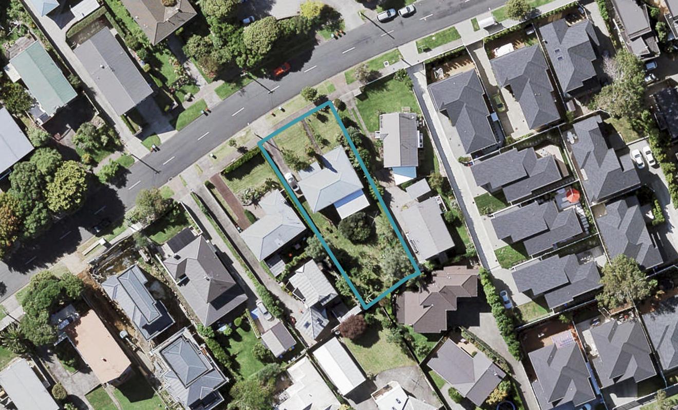17 Mount Taylor Drive, Glendowie, Auckland - Carousel 1
