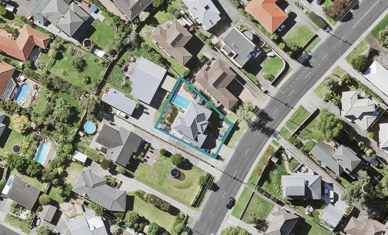 74 Litten Road, Cockle Bay, Auckland - Carousel 1