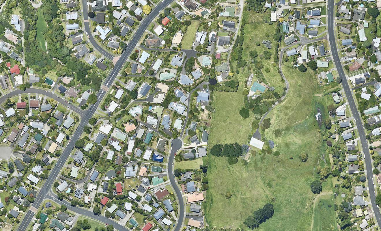 32 Philomel Crest, Welcome Bay, Tauranga - Carousel 1