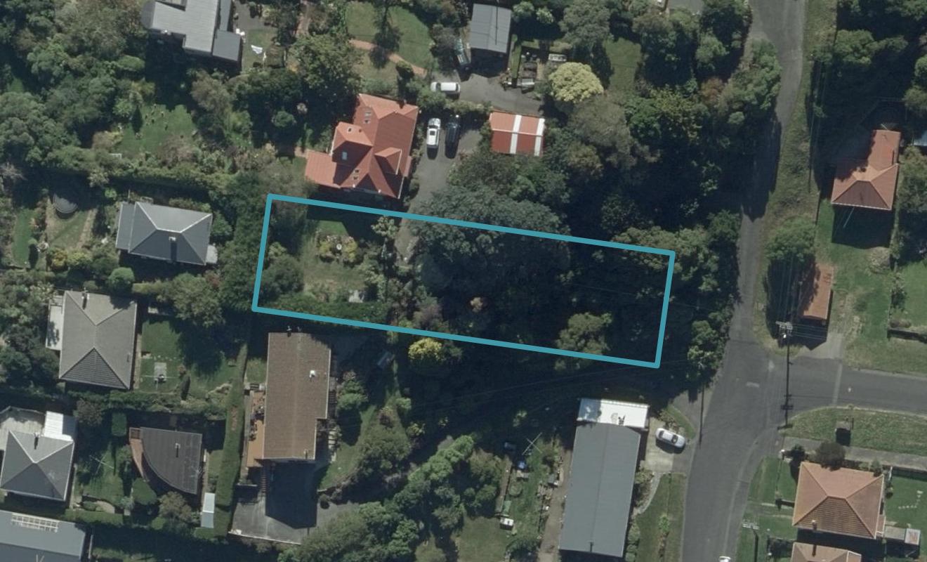 13 Kellas Street, Macandrew Bay, Dunedin - Carousel 1