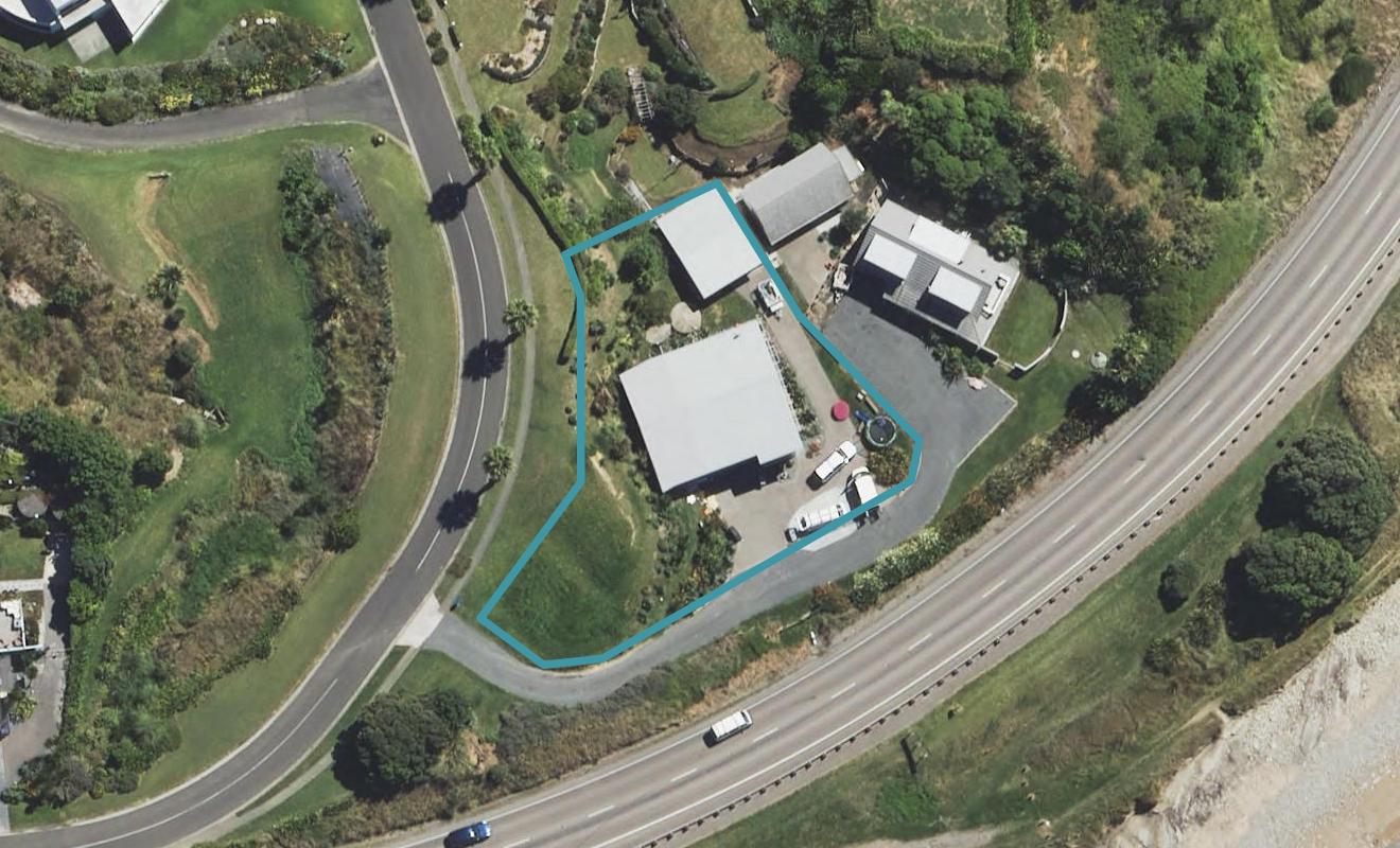 17 Sirrah Street, Okitu, Gisborne - Carousel 1