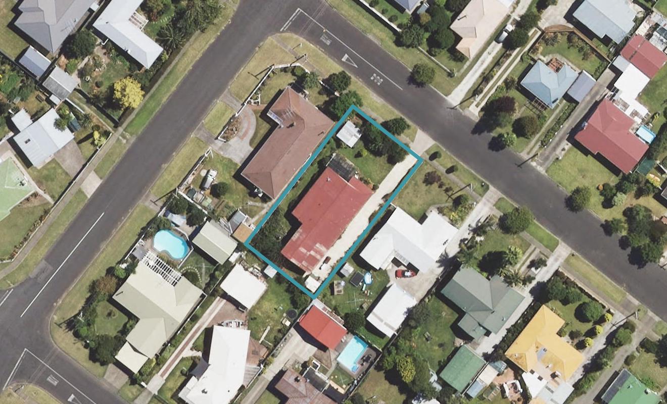 12 Leon Street, Riverdale, Gisborne - Carousel 1