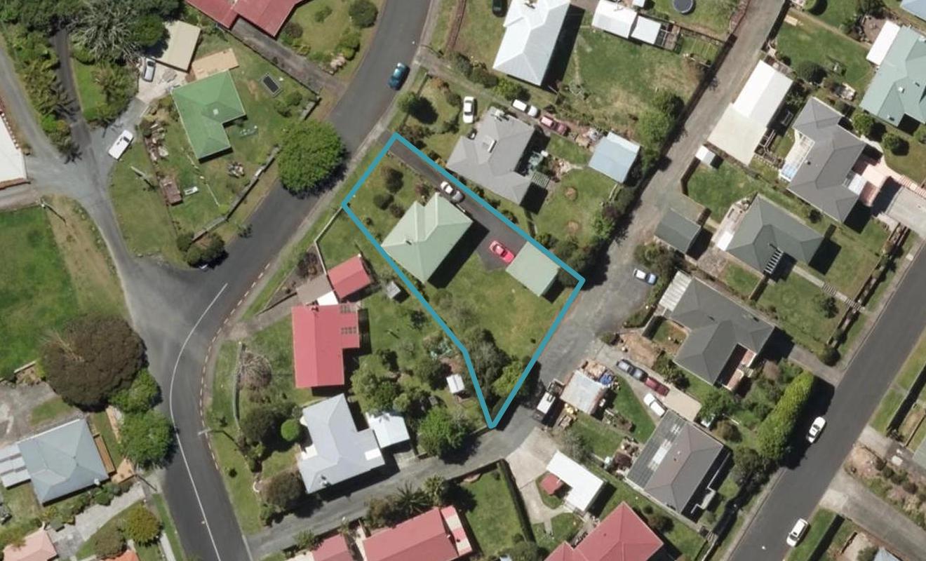 3 Mcinnes Avenue, Kamo, Whangarei - Carousel 1