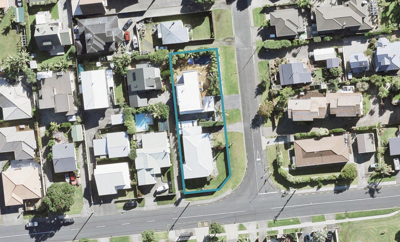 2B Marie Avenue, Red Beach, Whangaparāoa - Carousel 1