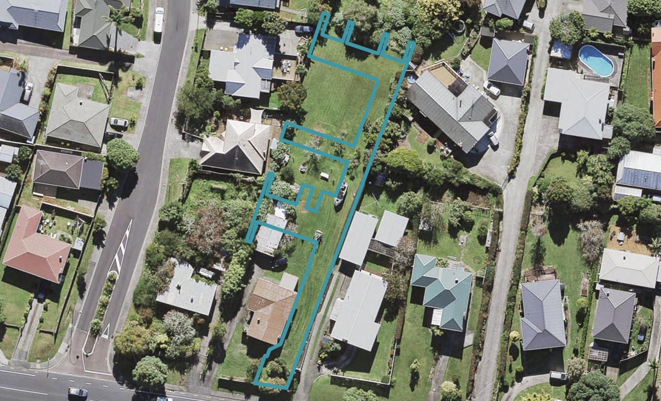 10/106 Triangle Road, Massey, Auckland - Carousel 1