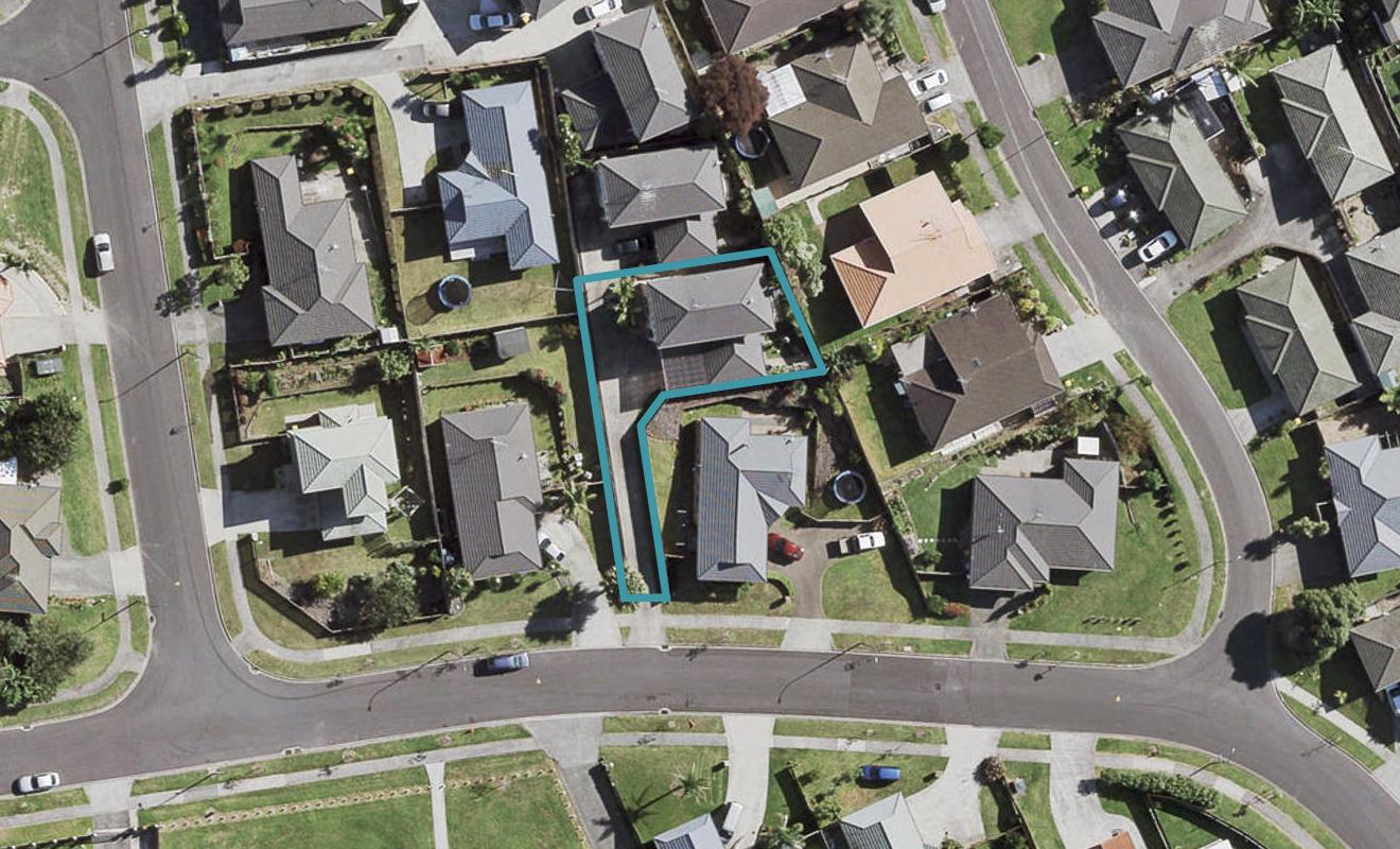 13 Saralee Drive, Manurewa, Auckland - Carousel 1