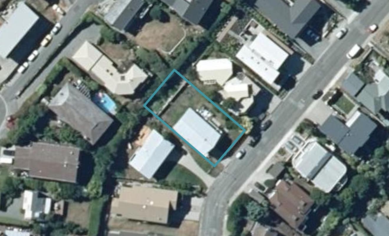 22 Wynyard Crescent, Fernhill, Queenstown - Carousel 1