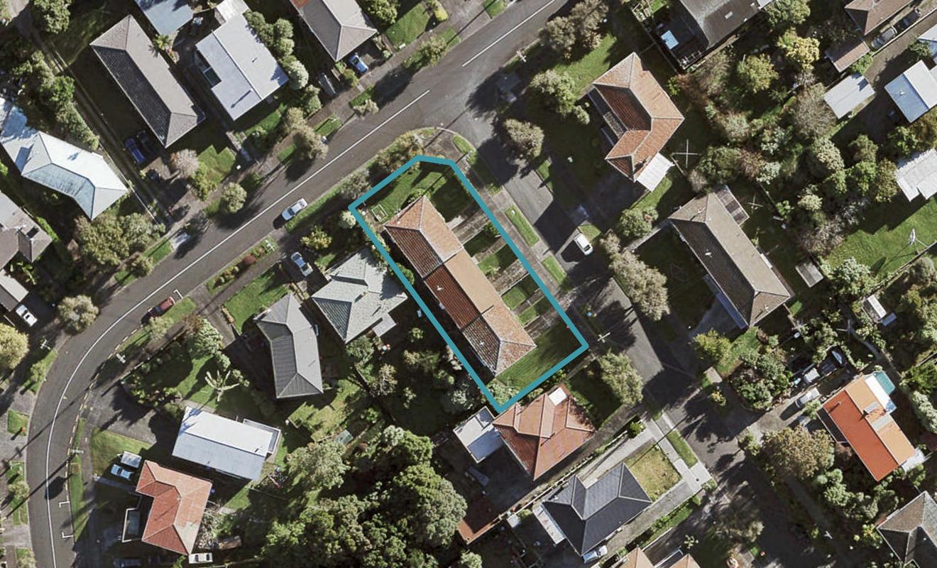 1/6 Laburnum Road, New Windsor, Auckland - Carousel 1