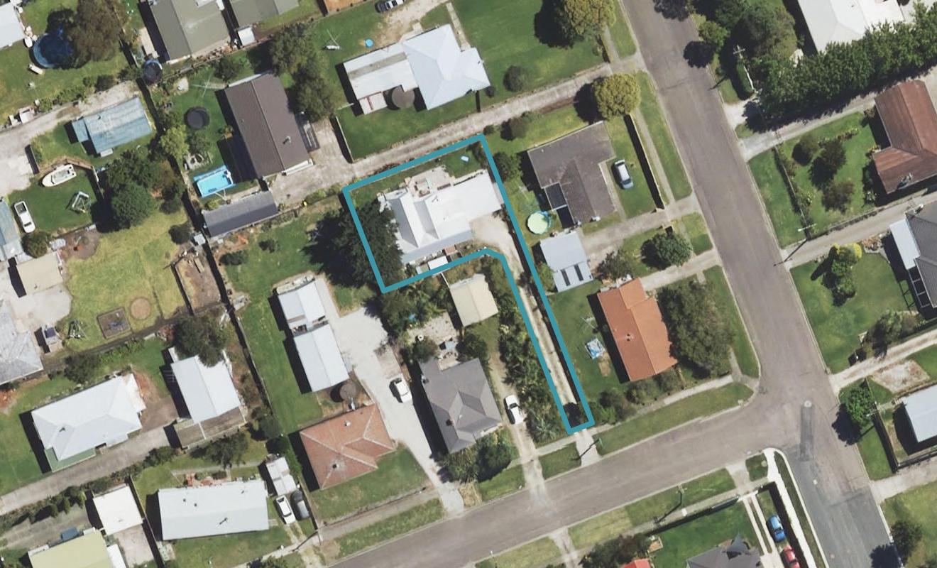 8 Duke Street, Tamarau, Gisborne - Carousel 1