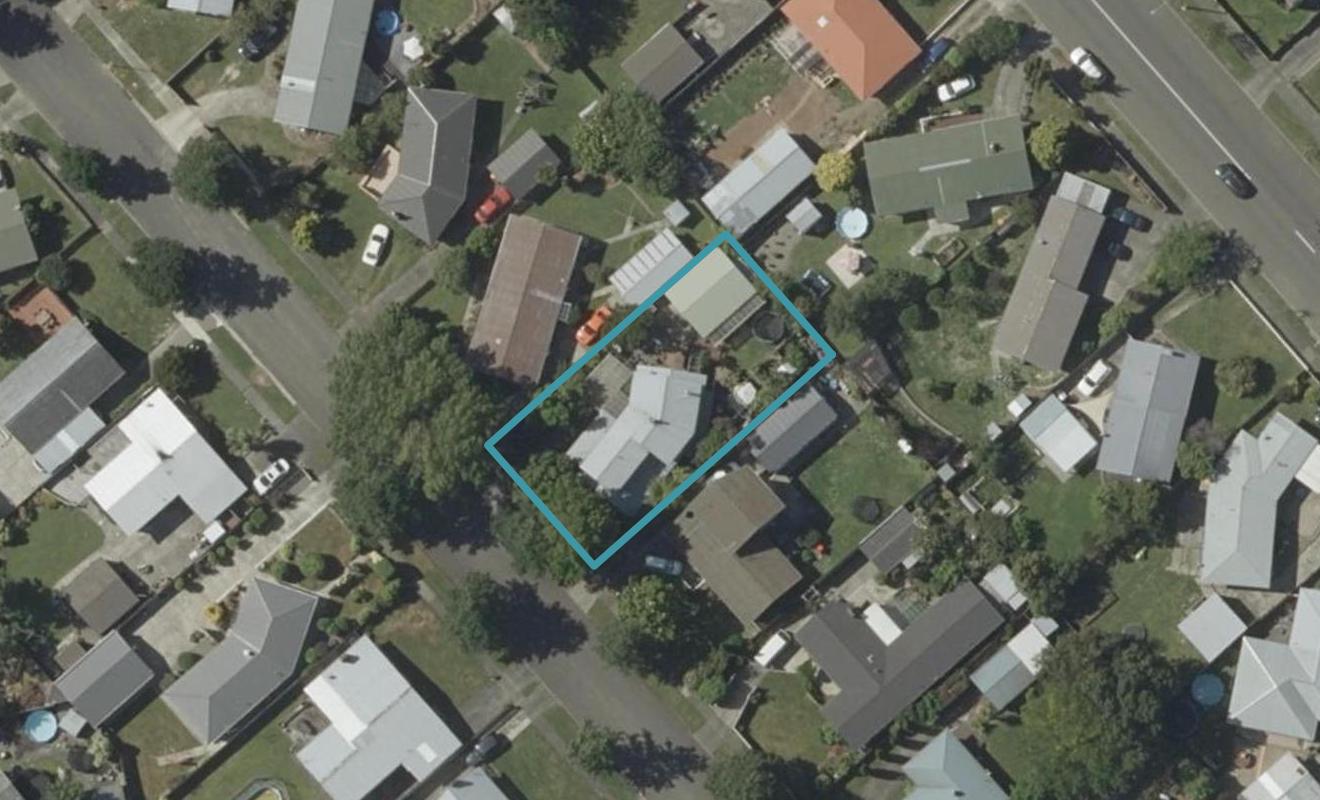 37 Apollo Parade, Milson, Palmerston North - Carousel 1