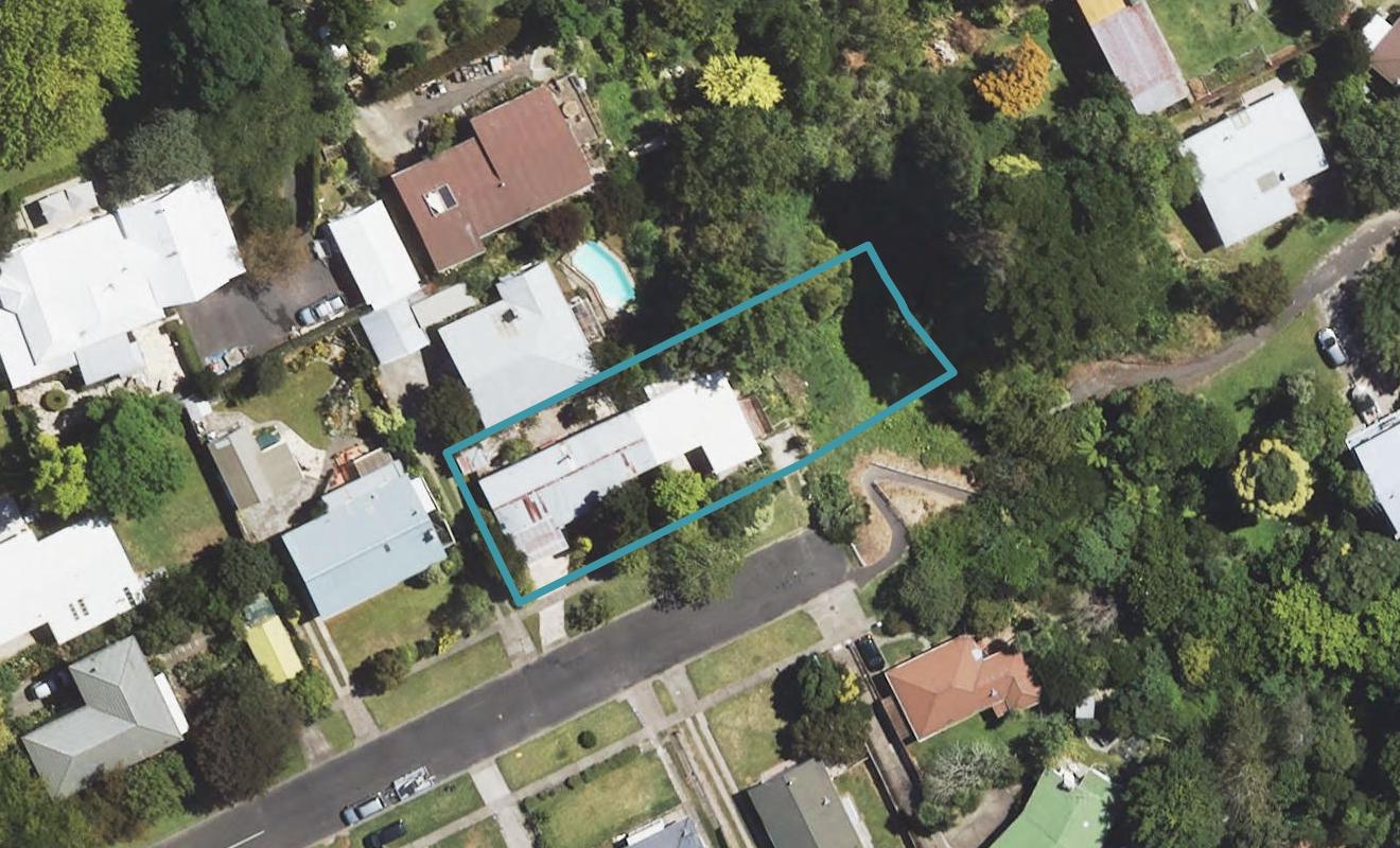 6 Dominey Street, Inner Kaiti, Gisborne - Carousel 1