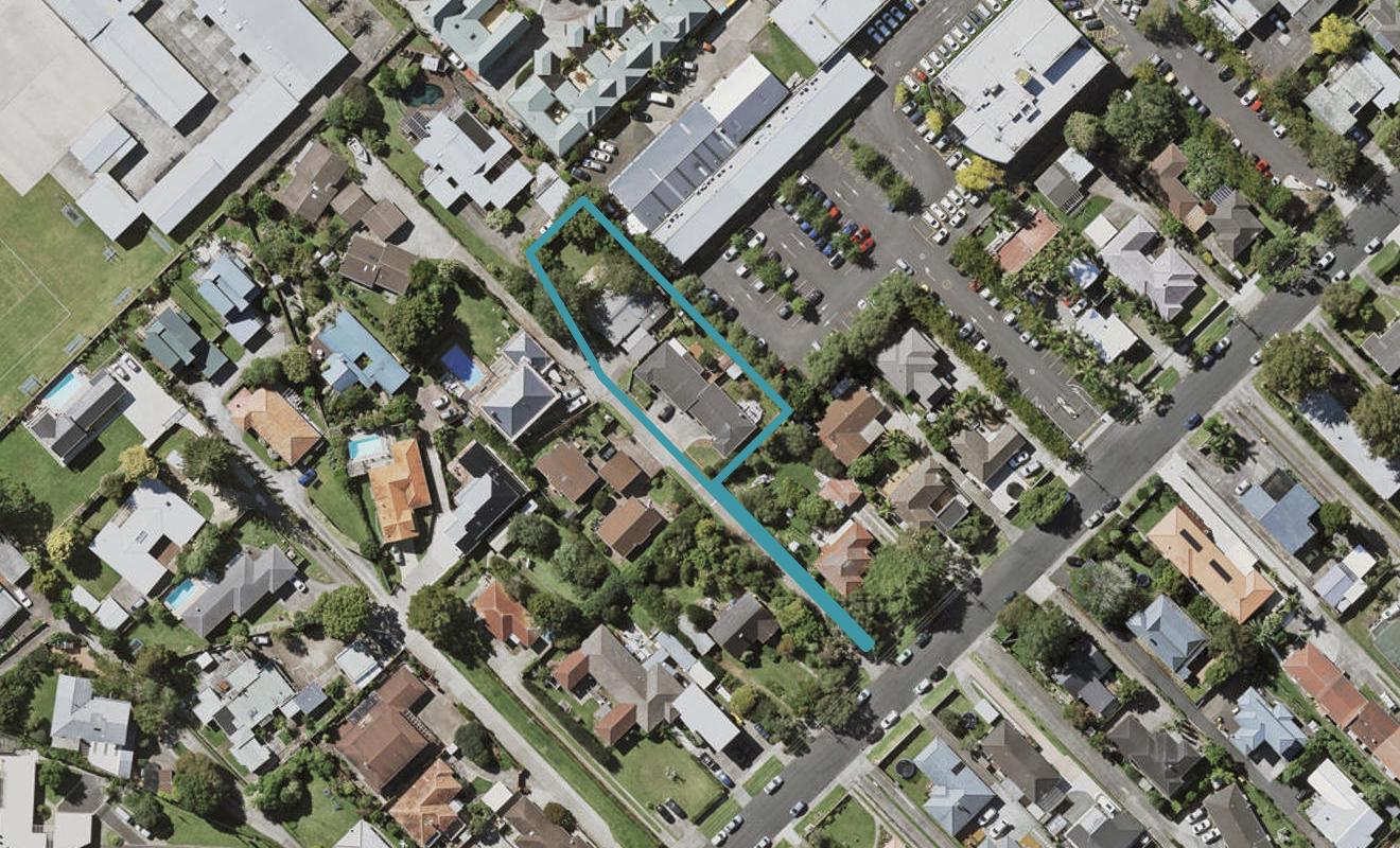 2/17 Karaka Street, Takapuna, Auckland - Carousel 1