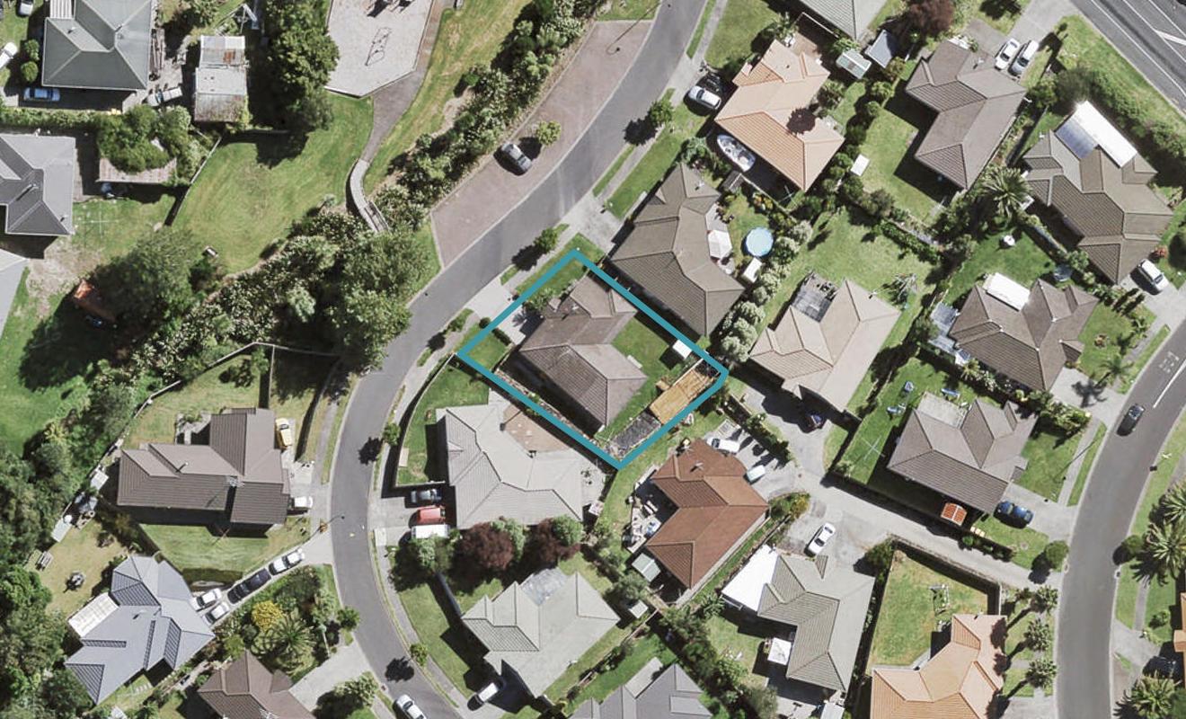 8 Ferngrove Avenue, Ranui, Auckland - Carousel 1