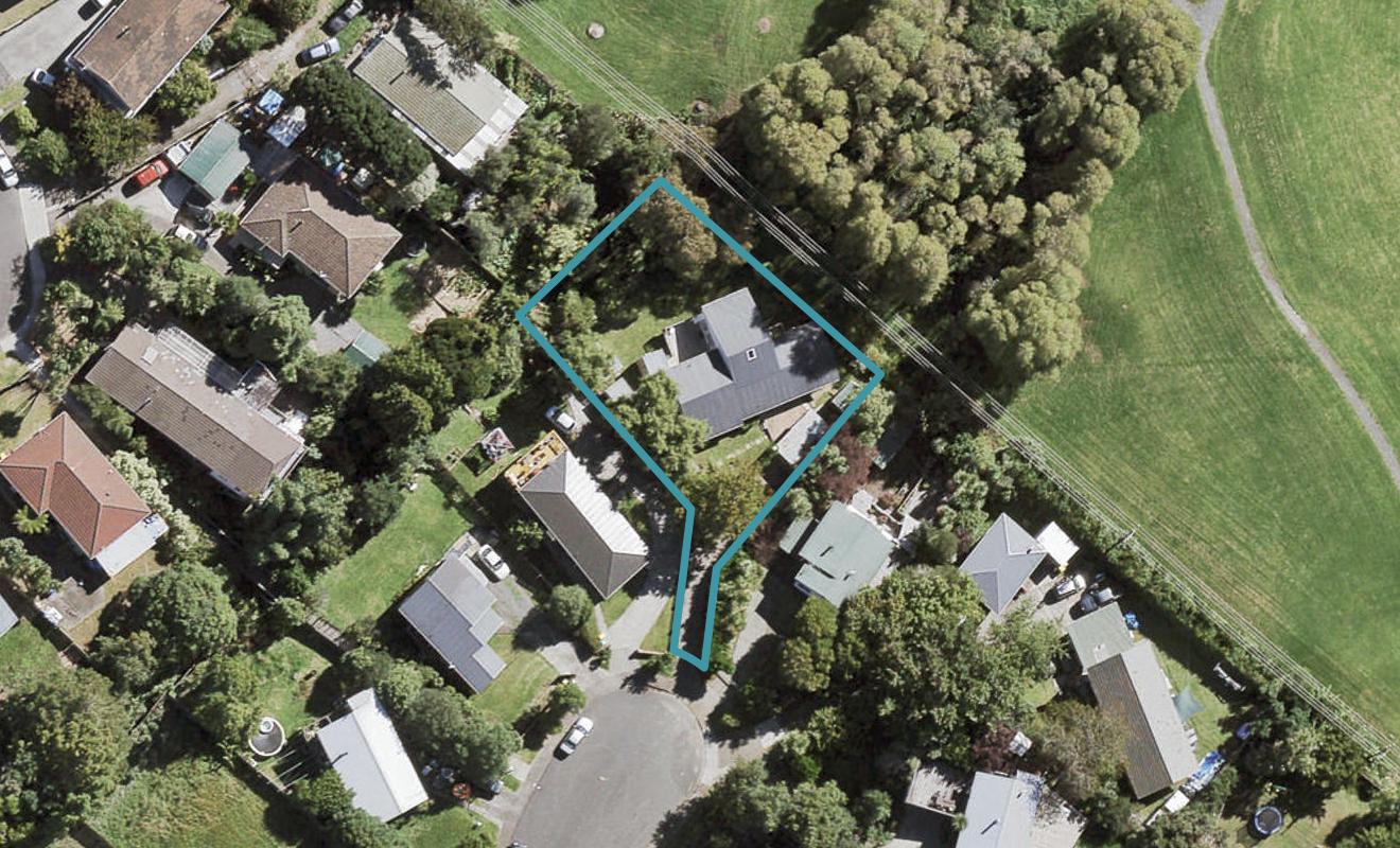 25 Imperial Place, Henderson, Auckland - Carousel 1