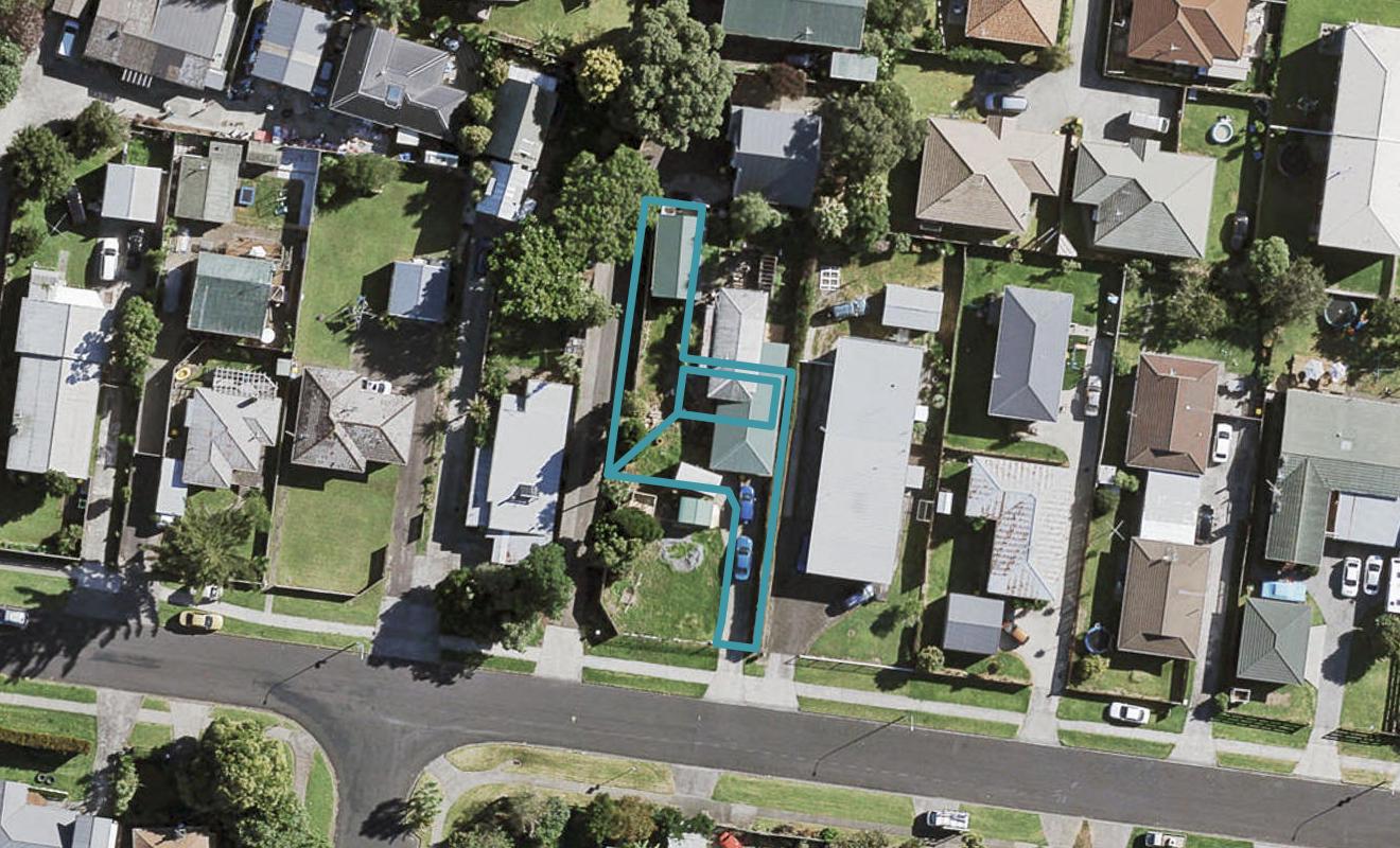 34B Blanes Road, Weymouth, Auckland - Carousel 1