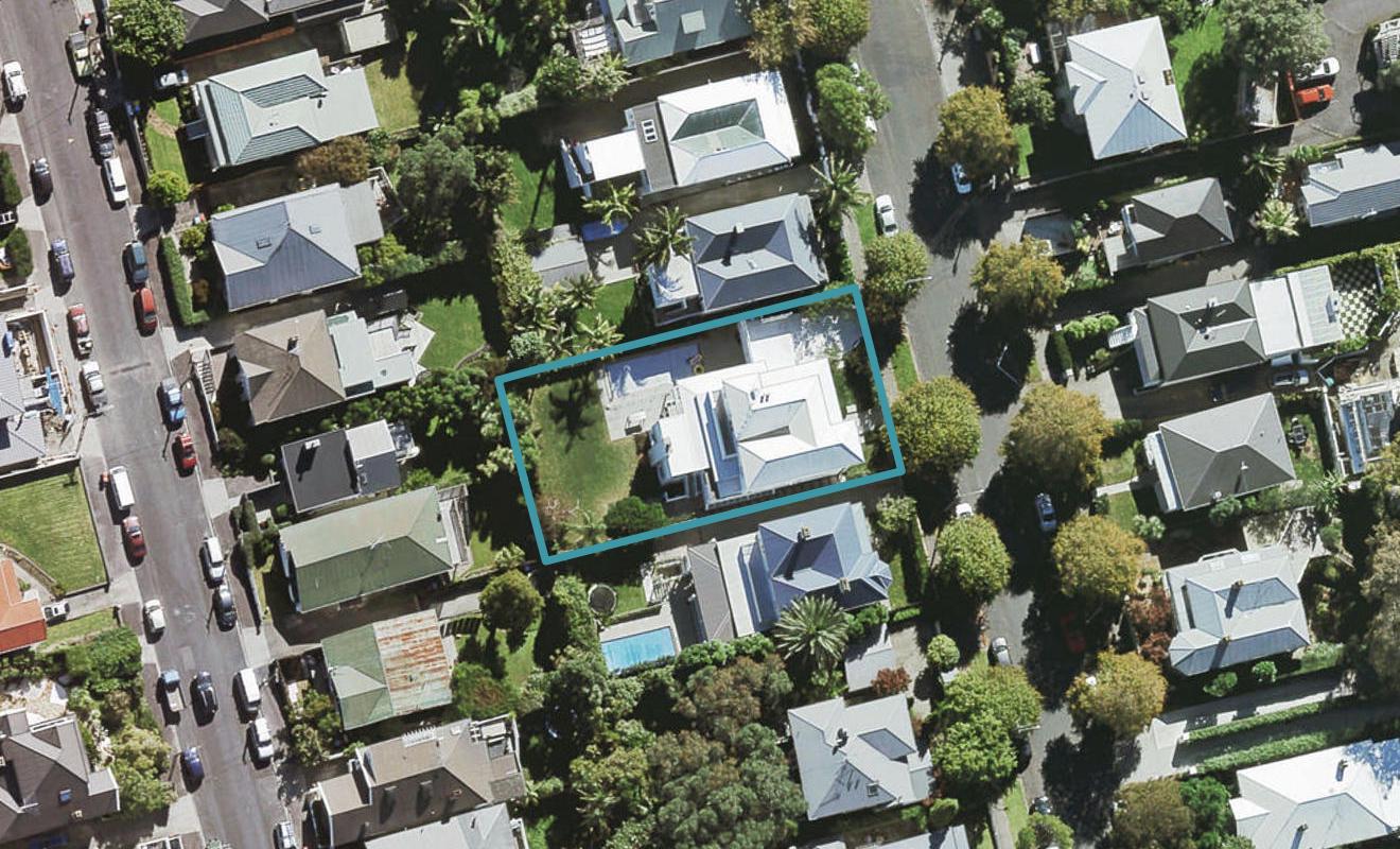 28 Sentinel Road, Herne Bay, Auckland - Carousel 1