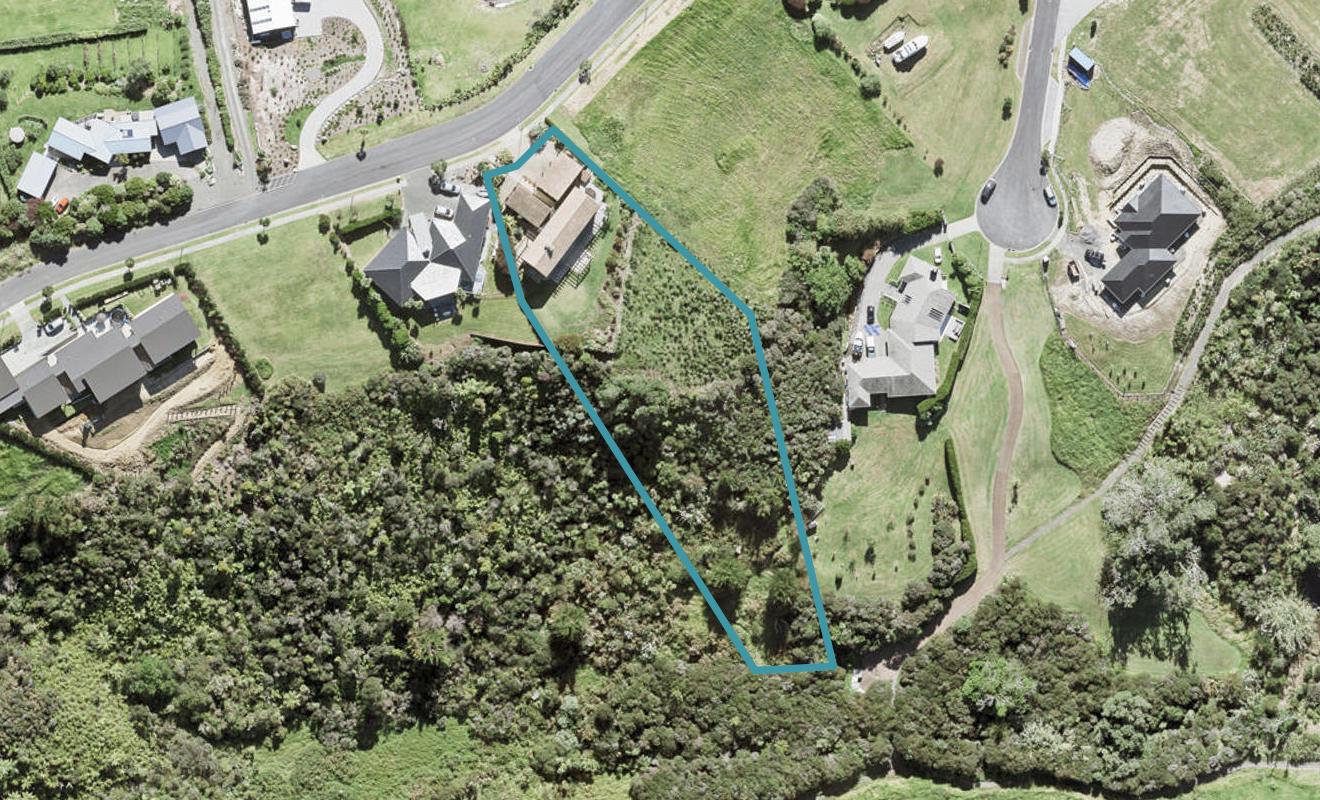 143 Roberts Road, Matakatia, Whangaparaoa - Carousel 1