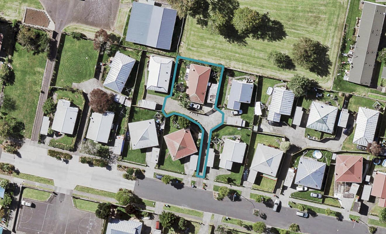 82C Maybury Street, Point England, Auckland - Carousel 1