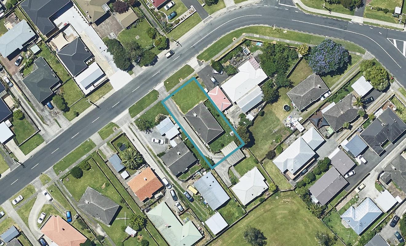 39 Cook Street, Gate Pa, Tauranga - Carousel 1