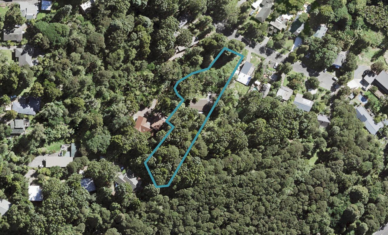 45 Sylvan Valley Avenue, Titirangi, Auckland - Carousel 1