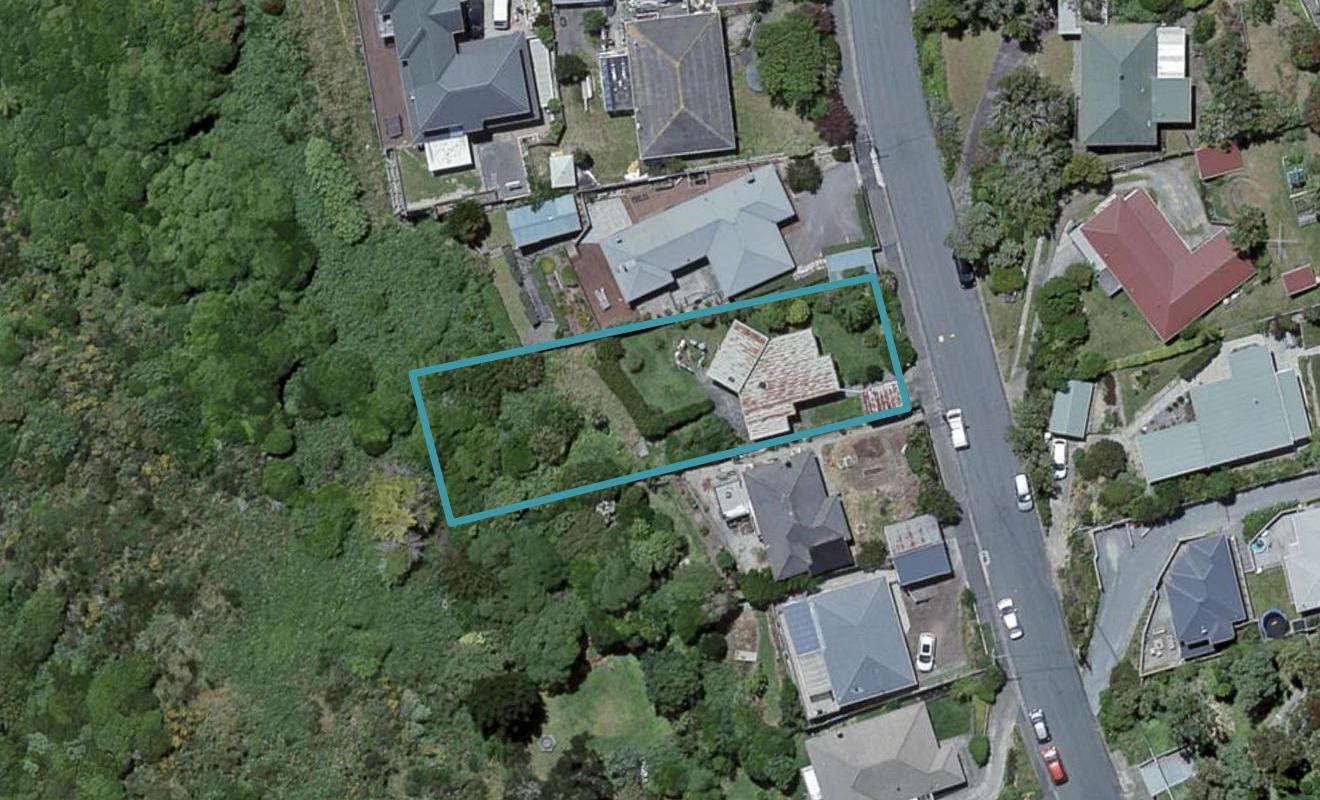 18 Miles Crescent, Newlands, Wellington - Carousel 1