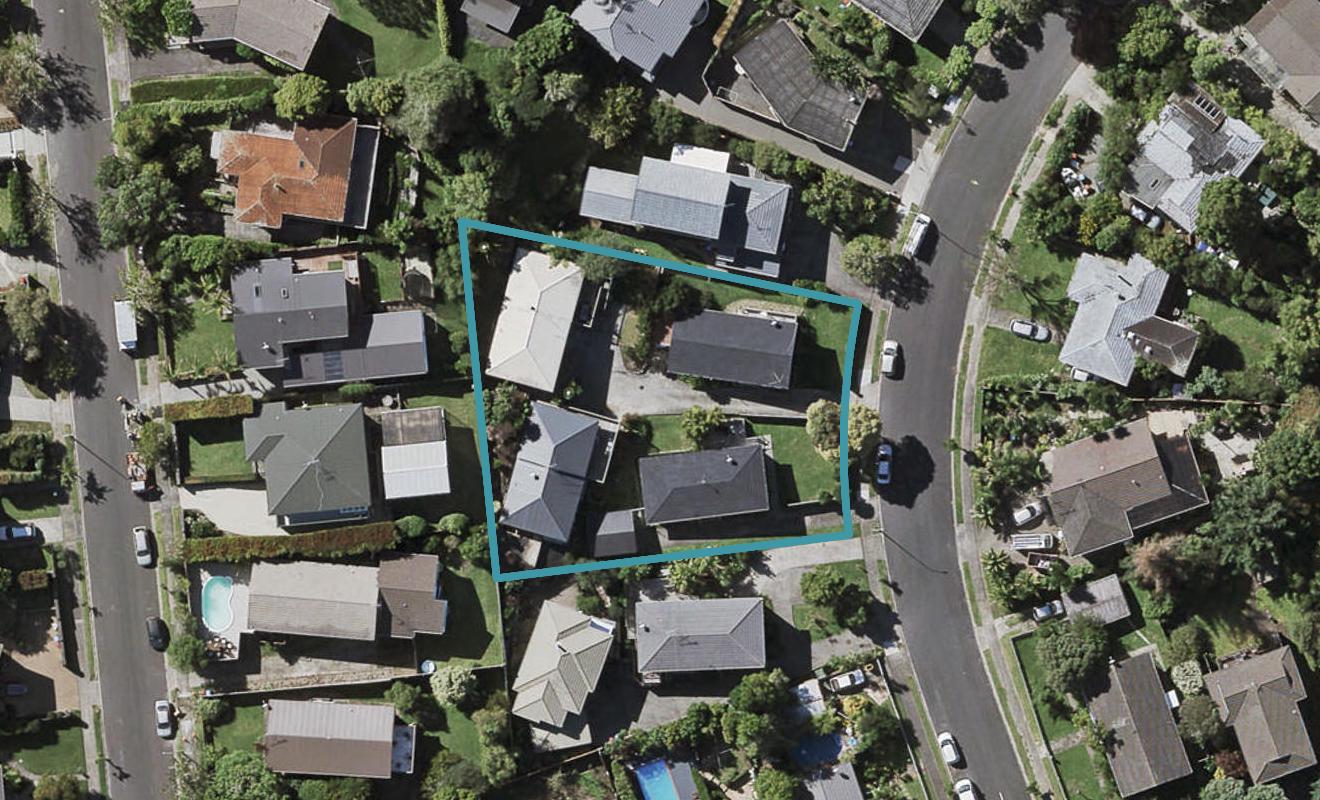 2/17 Tisdall Crescent, St Johns, Auckland - Carousel 1
