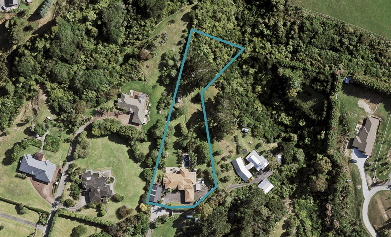 334G Redoubt Road, Totara Park, Auckland - Carousel 1