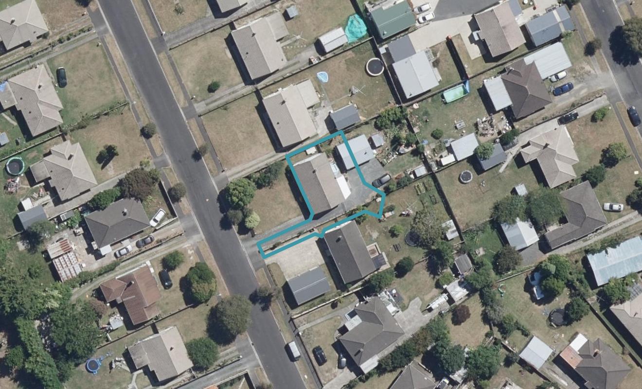 2/14 Paul Crescent, Fairfield, Hamilton - Carousel 1