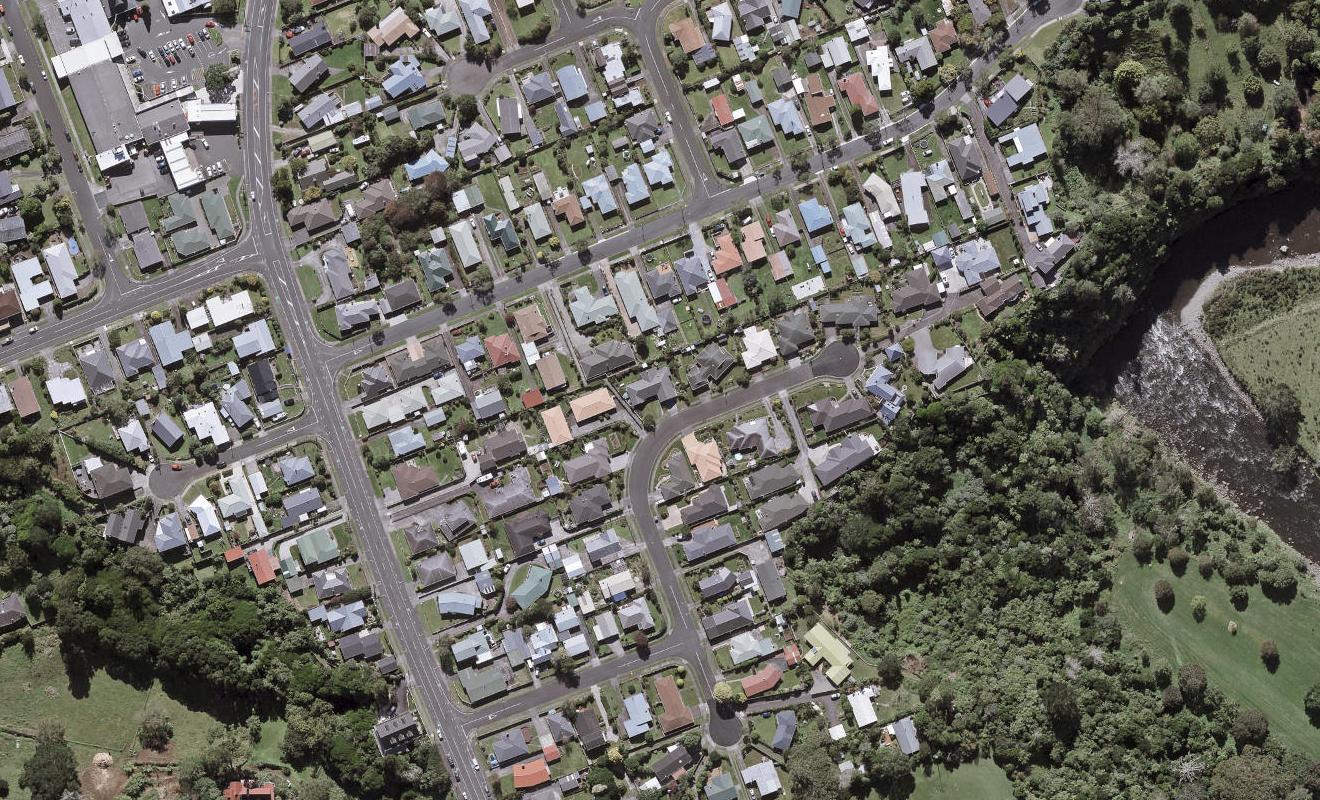 2/6 Waiwera Place, Merrilands, New Plymouth - Carousel 1