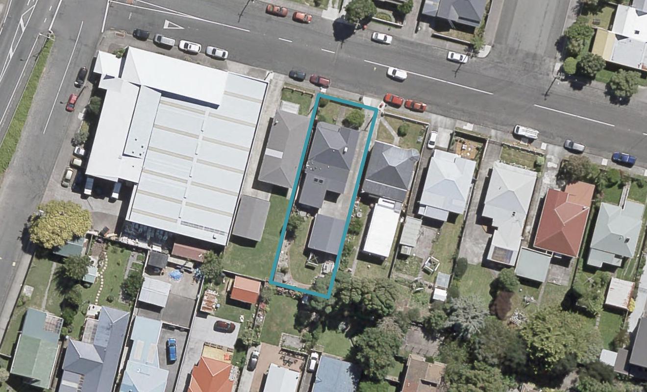 6 Central Terrace, Alicetown, Lower Hutt - Carousel 1