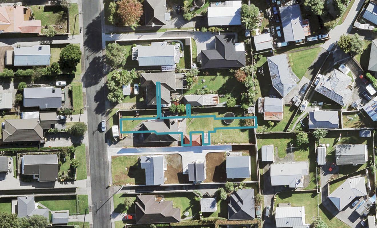 16/5 Hikurangi Street, Te Atatu Peninsula, Auckland - Carousel 1