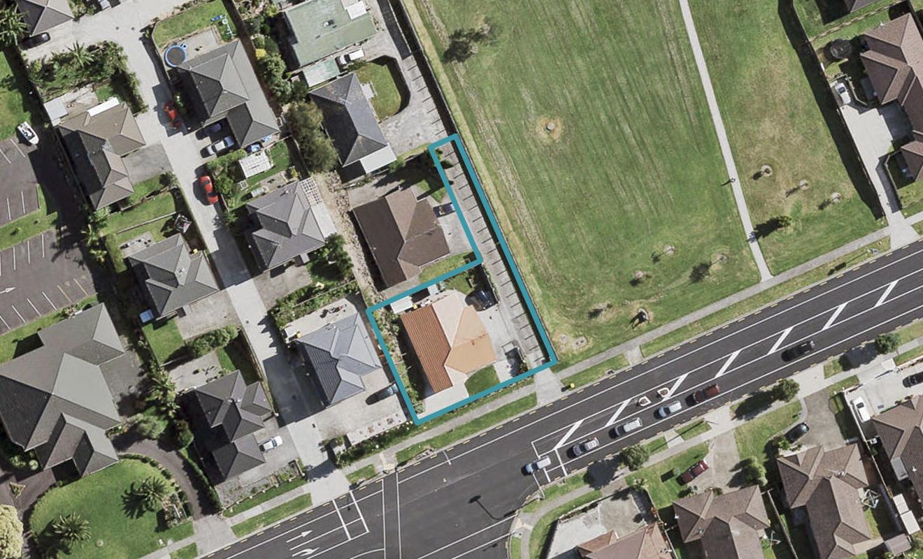 1/124 Alfriston Road, Manurewa, Auckland - Carousel 1