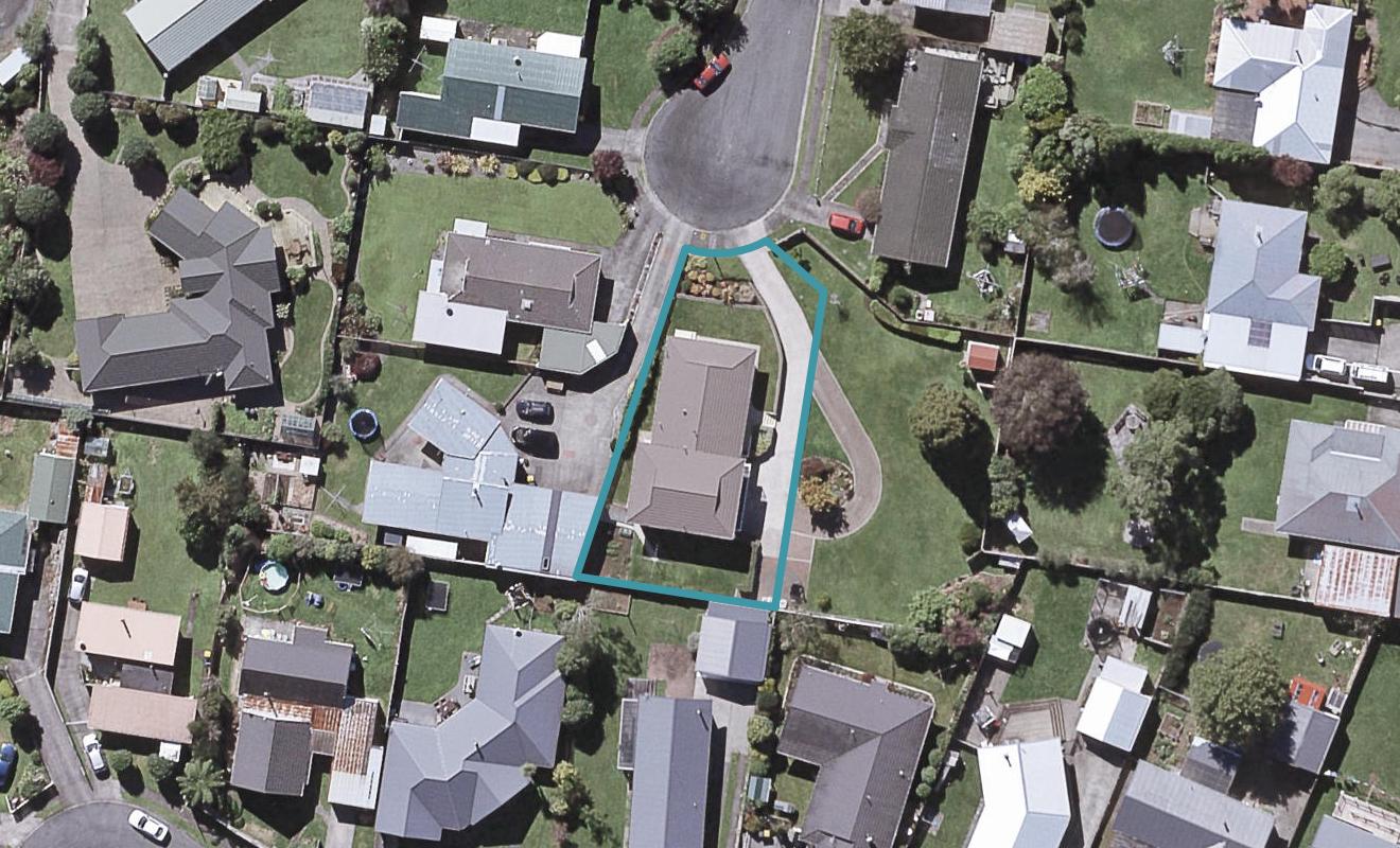 4 Pokaka Place, Inglewood, Inglewood - Carousel 1
