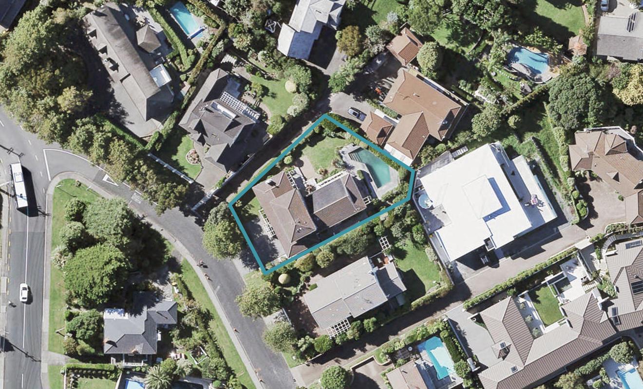 10 Tainui Road, Cockle Bay, Auckland - Carousel 1